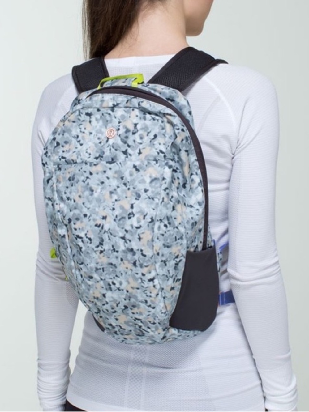 Lululemon Run From Work Backpack Not So Petite Fleur Silver Spoon Print